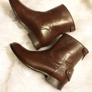 Frye Women's Melissa Button Back size 9